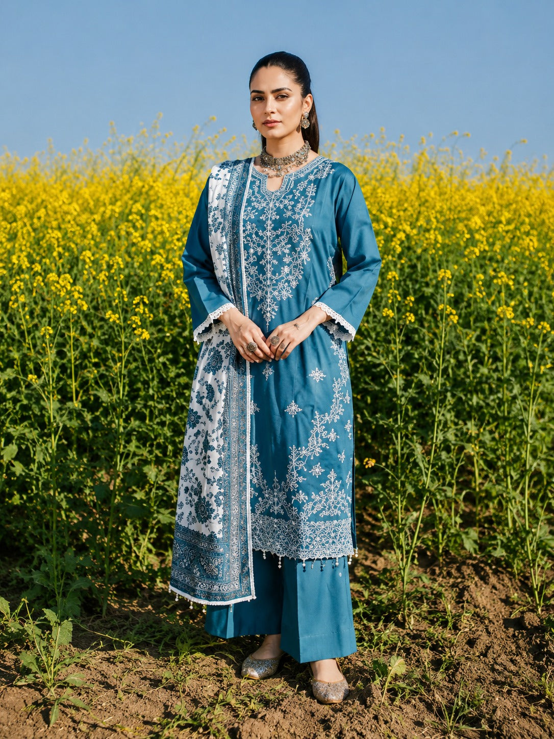 Poshak by Gul e rukh